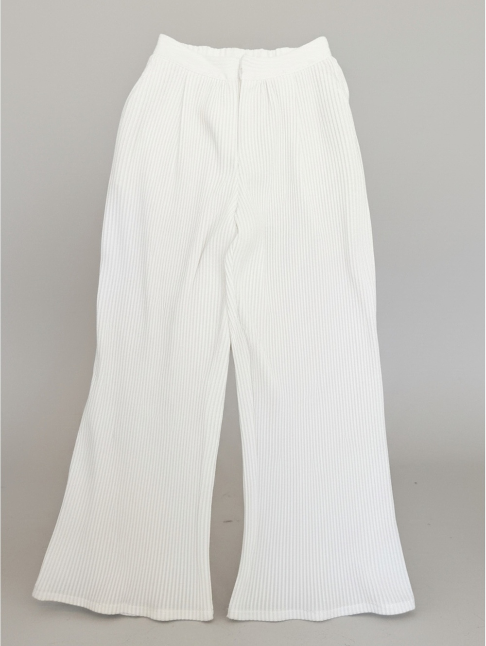 Le Lis Plisse Wide Leg Pants NWT Coastal Grandmother White Pleated Trousers S